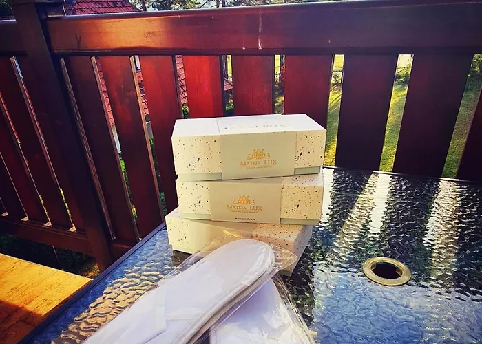 Matija Lux Konaci * ズラティボール